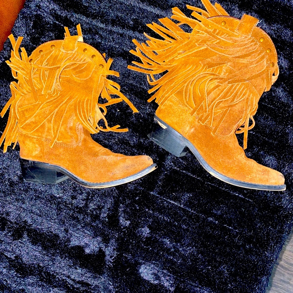 Girls size 6X-8